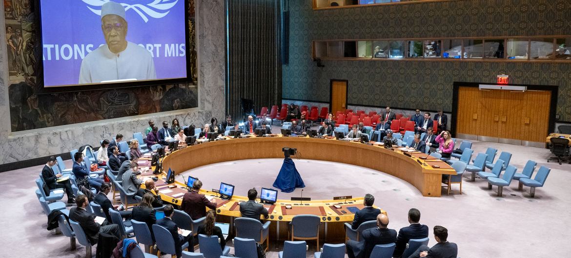 Abdoulaye Bathily (on screen), Special Representative and Head of the UN Support Mission in Libya (UNSMIL), briefs the Security Council meeting on the situation in the country.