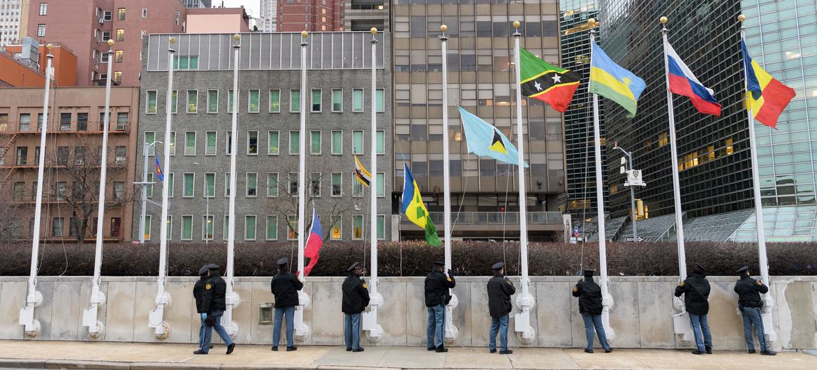 The flags outside UN Headquarters are raised manually by UN security officers every weekday morning at approximately 8 am and lowered every weekday at around 4 pm, except in cases of bad weather.