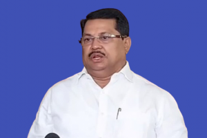 Congress Leader Attacks Government Over Beed Sarpanch Murder Case!