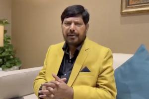 Amritsar News | Athawale Condemns Desecration of Ambedkar Statue!